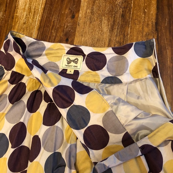 Forever 21 polka dot skirt - Picture 5 of 6